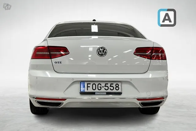 Volkswagen Passat Sedan GTE Plug-In Hybrid 160 kW (218 hv) D Image 4