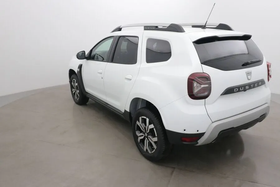 Dacia DUSTER 1.5 DCI 115 BLUE PRESTIGE PLUS 4X4 Image 3